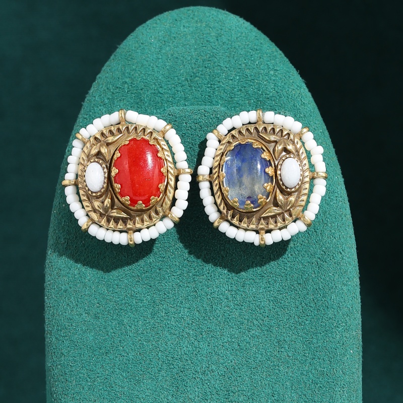 Vintage Fashion Jewelry Brands - Boucles d'oreilles clous vintage en agate