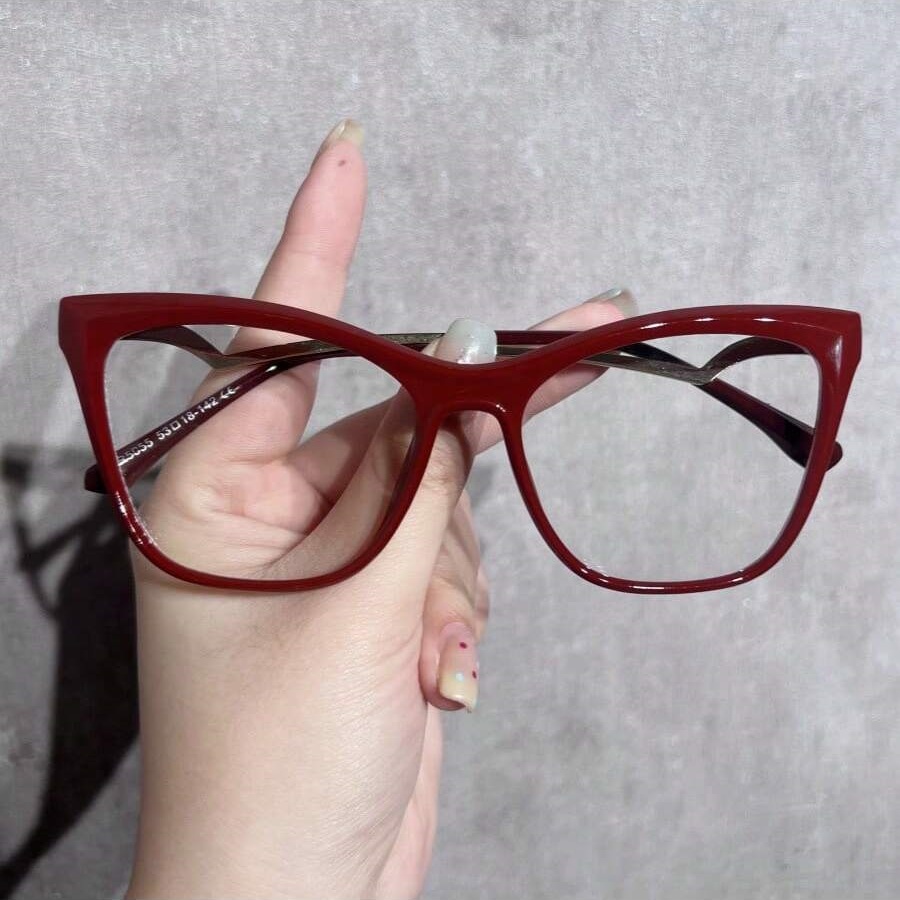 Vintage Fashion Look - Lunettes unies à la mode pour