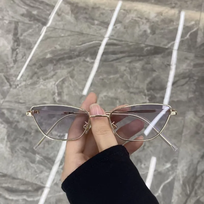 Vintage Fashion Brands - Lunettes de soleil œil-de-chat à petite