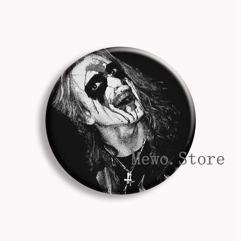Rock Mayhem – broche à bouton  - Vintage Fashion Guild avis et prix