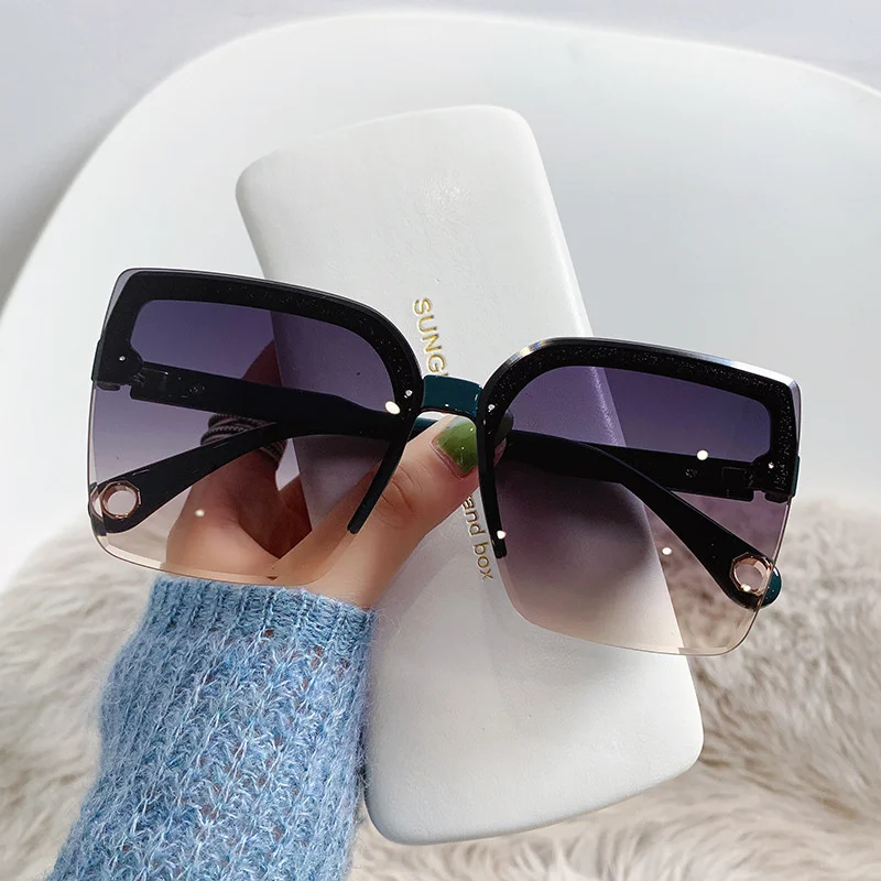 Lunettes de soleil surdimensio - Vintage Fashion Brands avis et prix