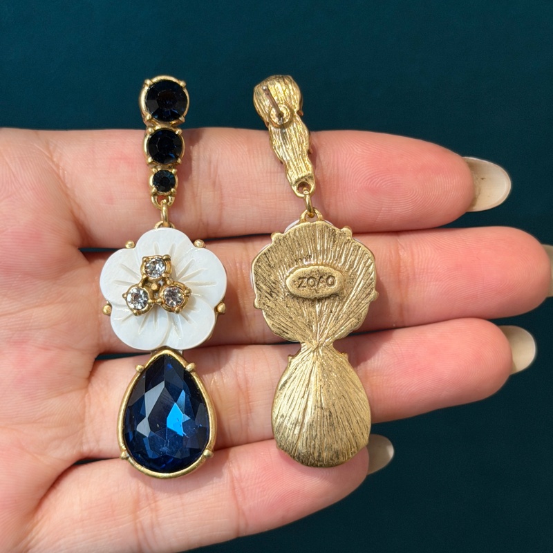 Boucles d'oreilles Vintage en  - Vintage Fashion Jewelry Brands avis et prix